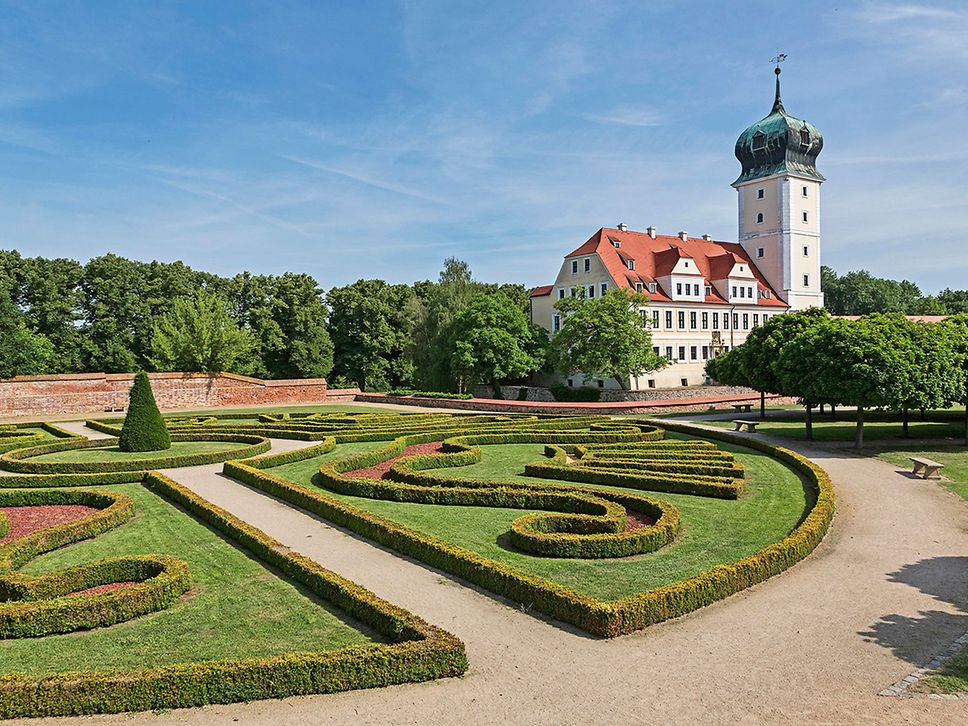 Barockschloss Delitzsch mit Barockgarten.