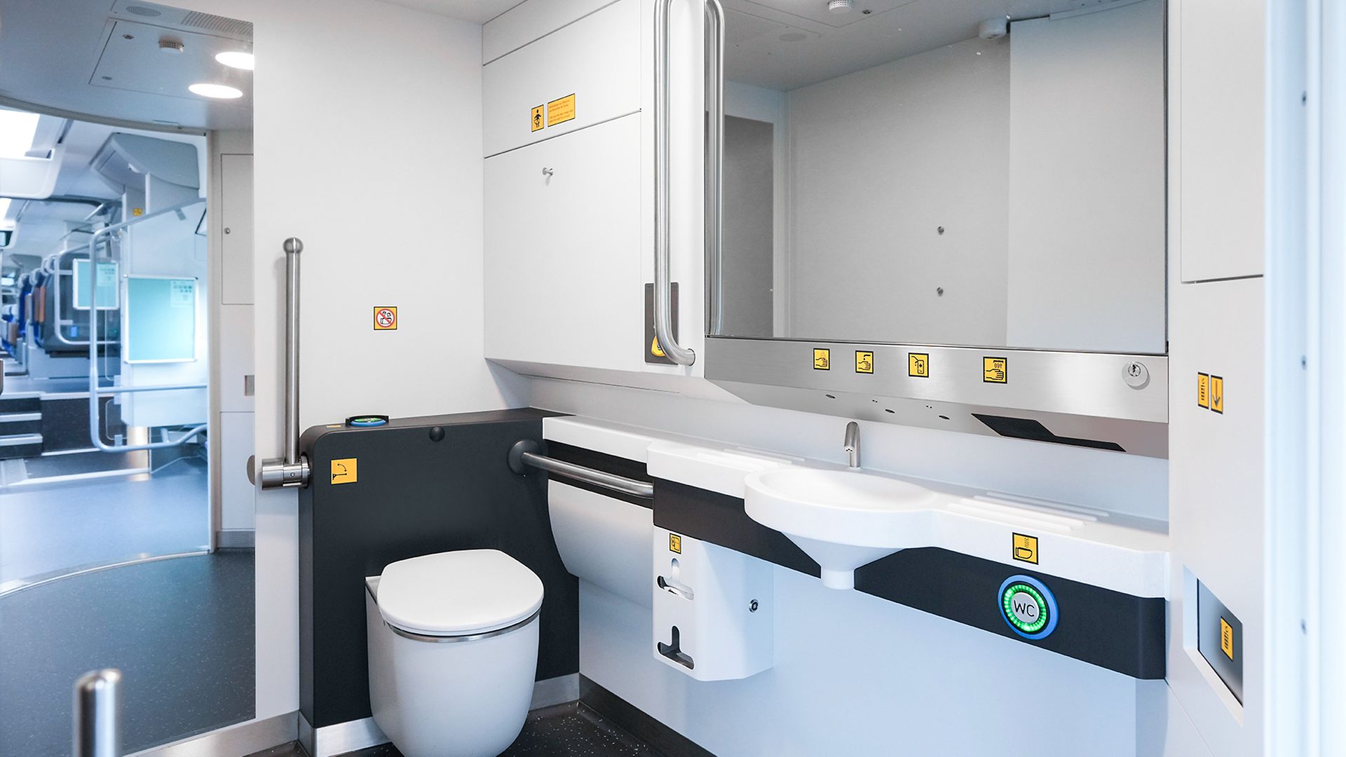 Der neue WC Bereich im Zug